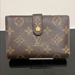 Louis Vuitton Brown Monogram Canvas Wallet with Kisslock
